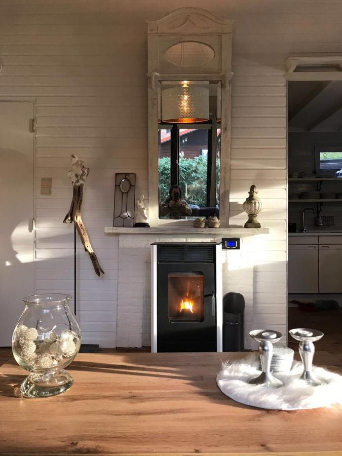 Chalet Sint Barbara Zutendaal Εξωτερικό φωτογραφία