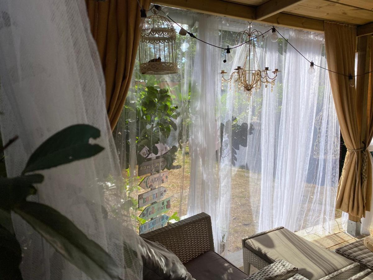 Chalet Sint Barbara Zutendaal Εξωτερικό φωτογραφία